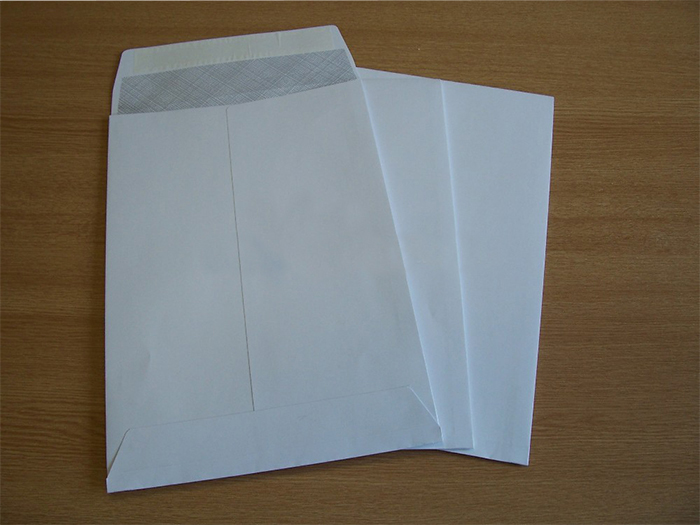 Фото готового конверта станка для изготовления конвертов HP-250D-PS
