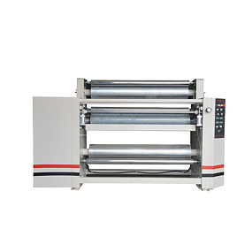 Клеепромазочная машина GM